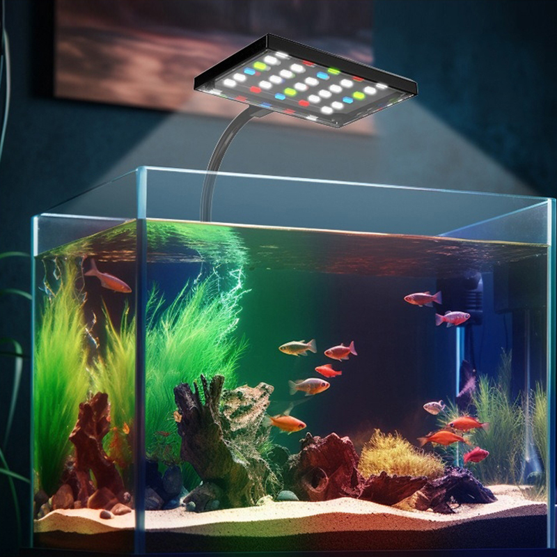 حوض السمك USB مصباح ليد الطيف  - مراجعة Aquarium Plant Iron وسعره